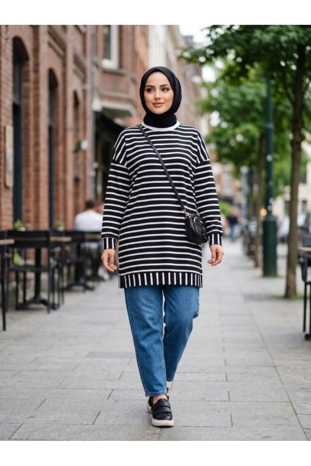 striped cuffs, reverse-striped tunic