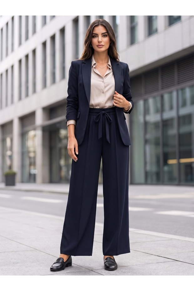 Women's Plus Size Black Wide-Leg Belted Pants