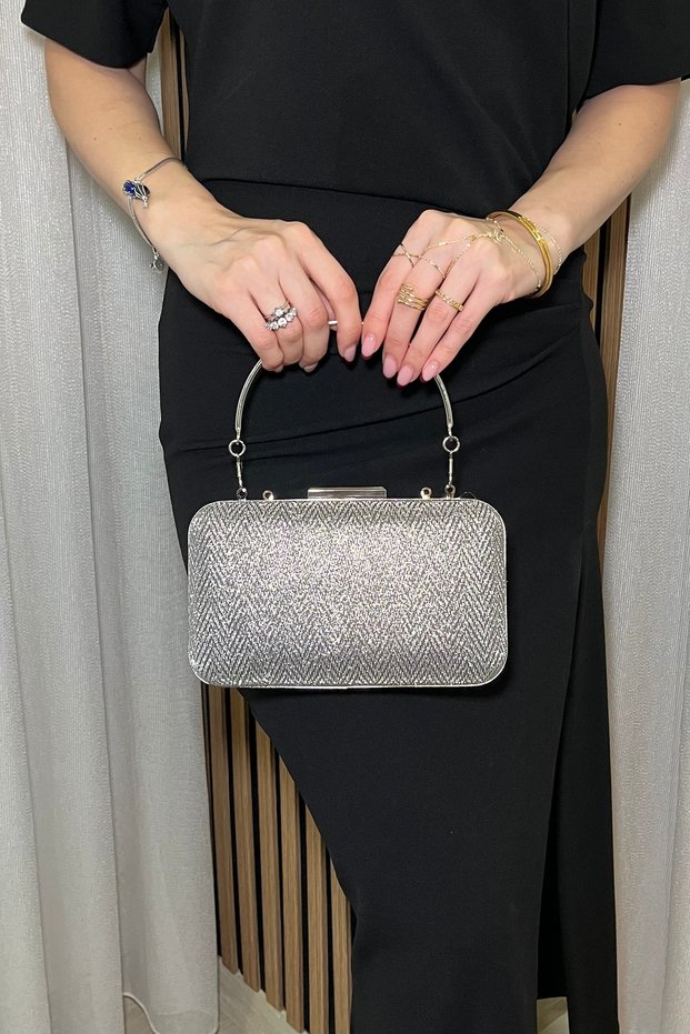 Women's Glittery Evening Clutch with Silver Accents - Stylish Evening and Party Clutch with Chain Strap