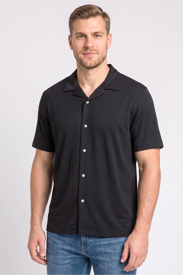 Men Regular Fit Short Sleeve Solid Shirt, Black