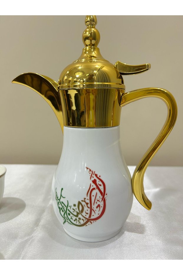 A Small Set with Two Cups.