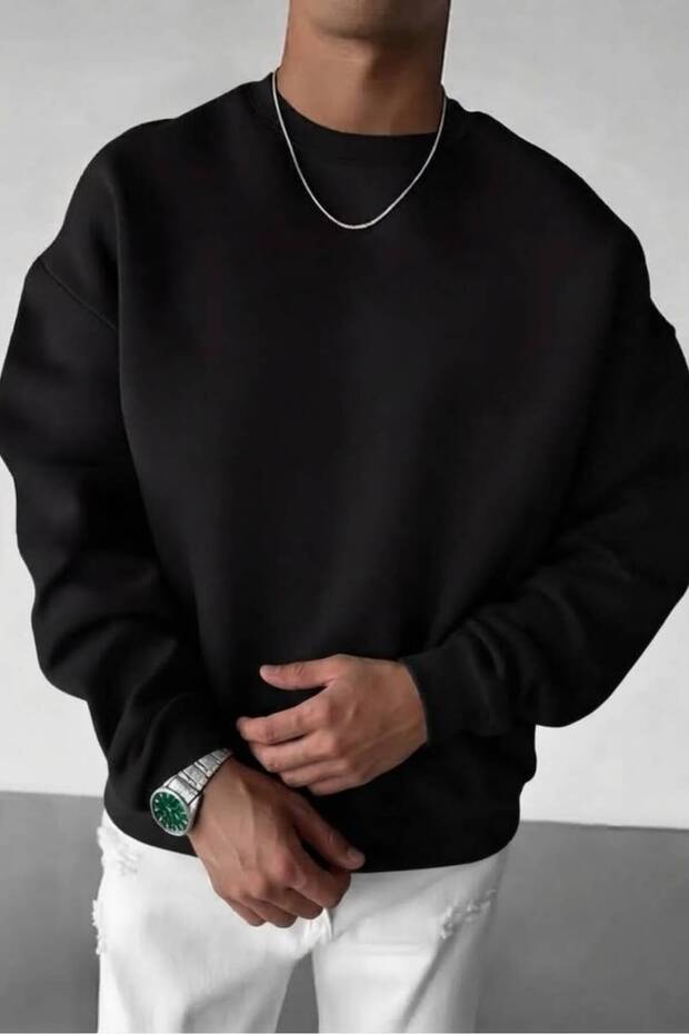 Men's Black Crew Neck Hoodless Winter Sweatshirt