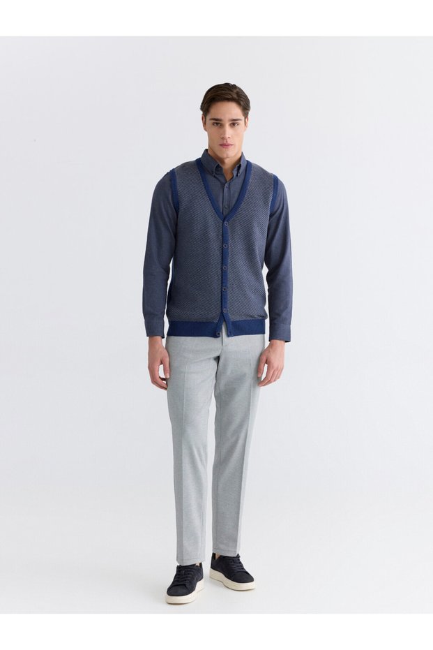 Slim Fit Men's Chino Pants from Uzg Store for Style Enthusiasts
