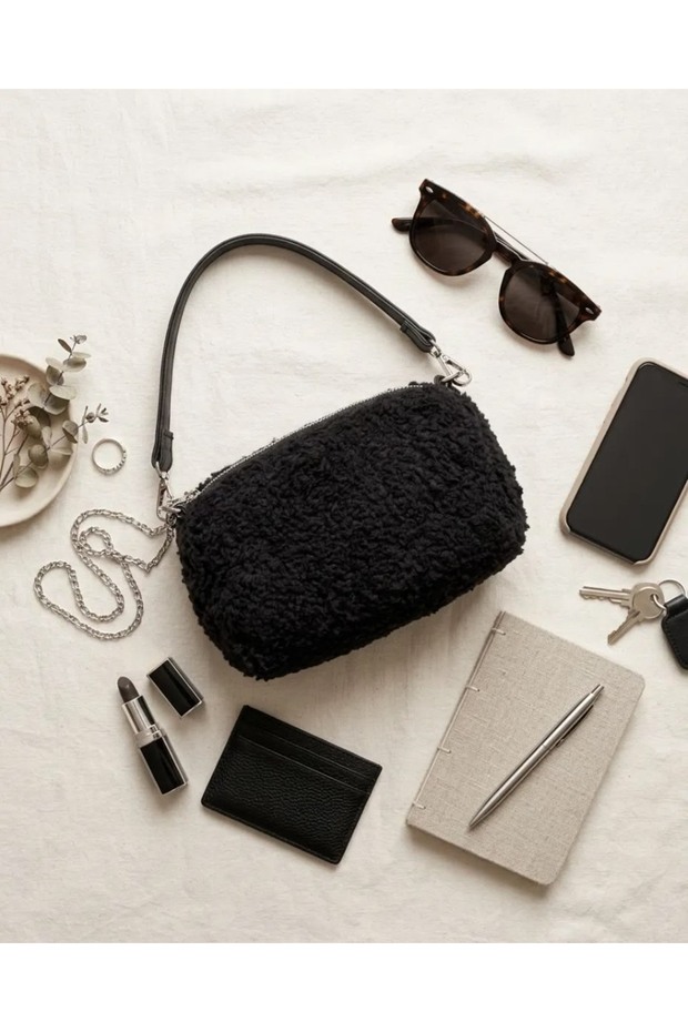 Black Plush Women's Shoulder Bag and Clutch Bag, 18x12 cm, Chain Strap, Soft-Textured Mini Bag GEN01