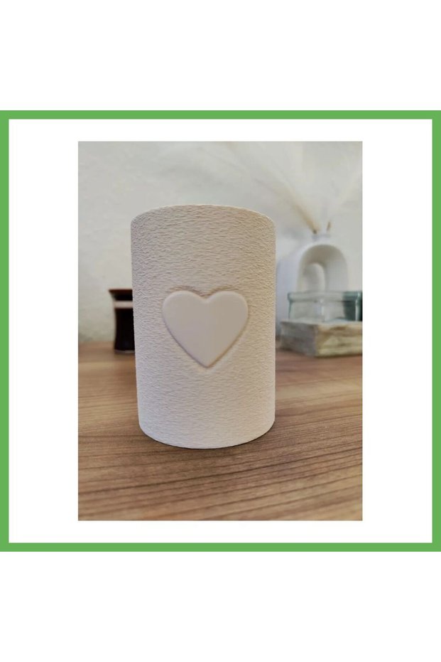 3D Printed Motif Cylinder Pen Holder Makeup Brush Organizer Embossed Heart Design Ma Gen01