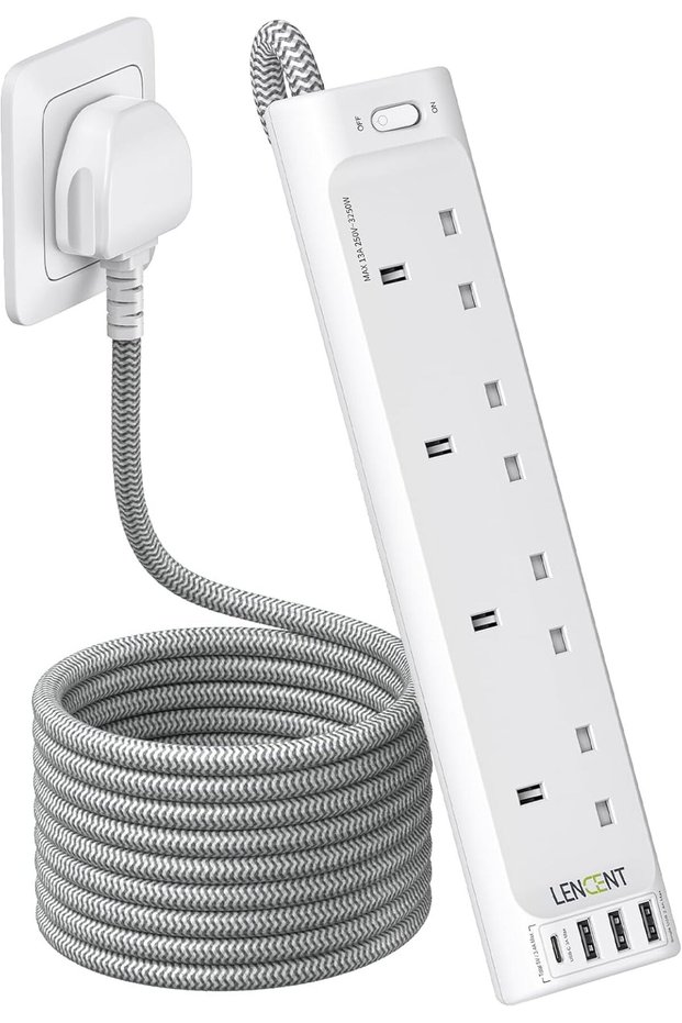 وصلة كهربائية مزودة بمنفذ USB-C، شريط طاقة بأربعة منافذ