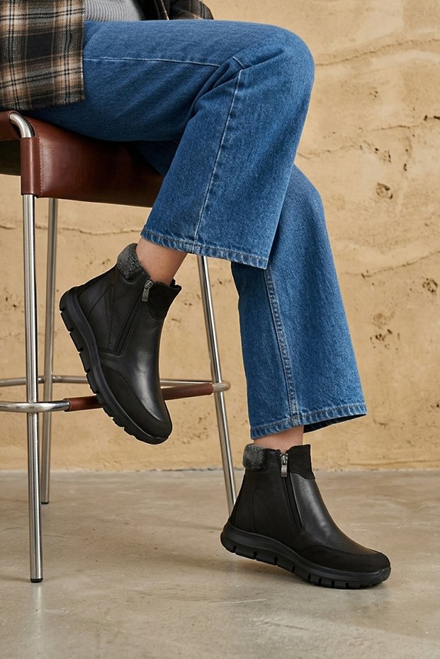 , Women's Genuine Leather Comfort Boots 16355Z1445 Black