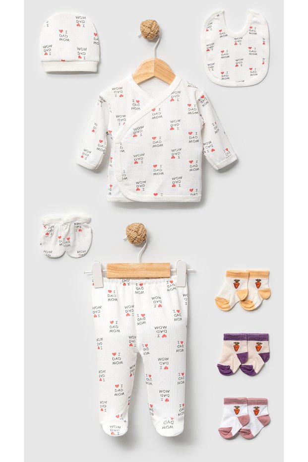 5-Piece "Dad & Mom" Printed Newborn Hospital Outfit Set with Free Socks