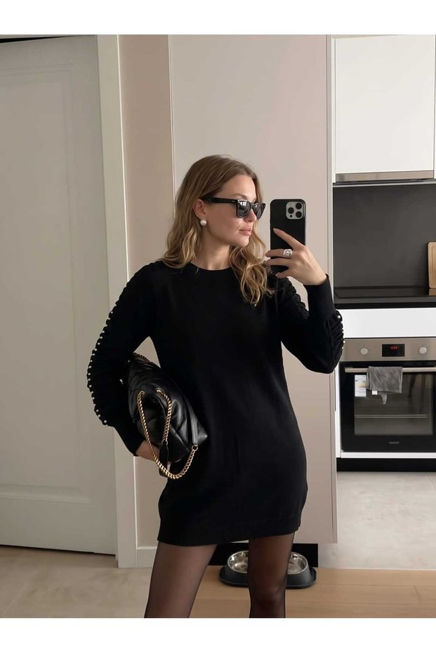 Women's Crew Neck Tunic with Pearl Detail