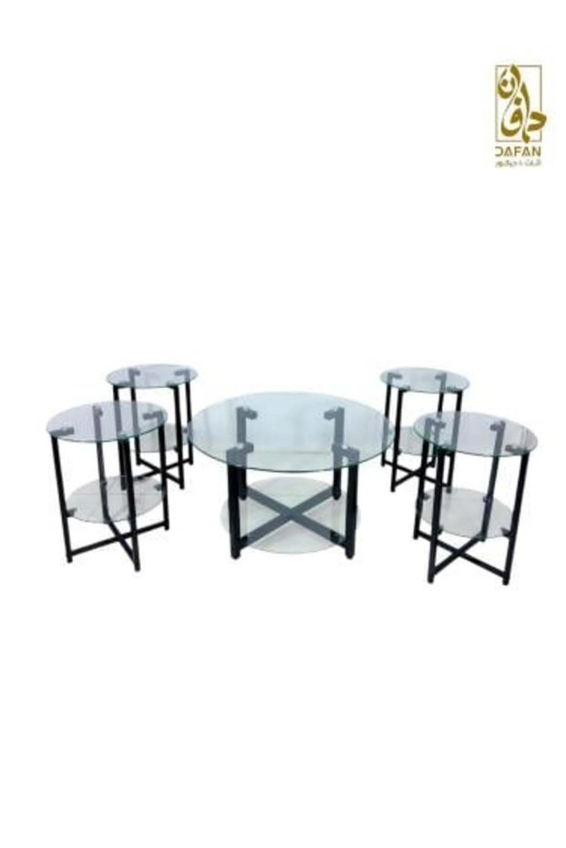 طاولات زجاجية مستديرة