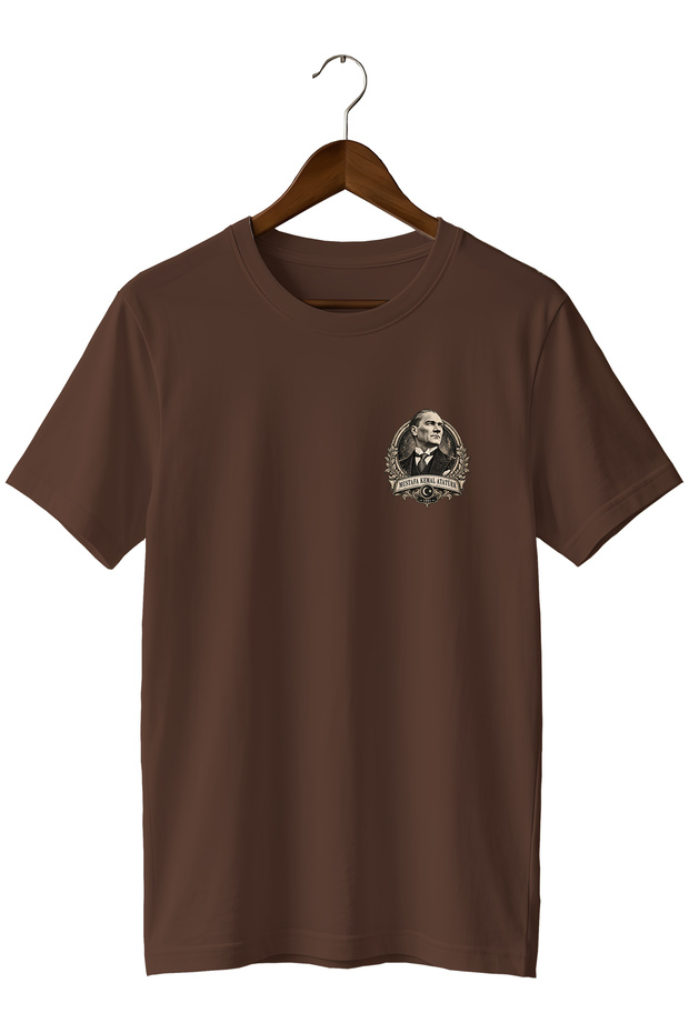 November 10 Vintage Minimalist Unisex T-Shirt with Atatürk Portrait – Mustafa Kemal Atatürk Retro Medallion Design