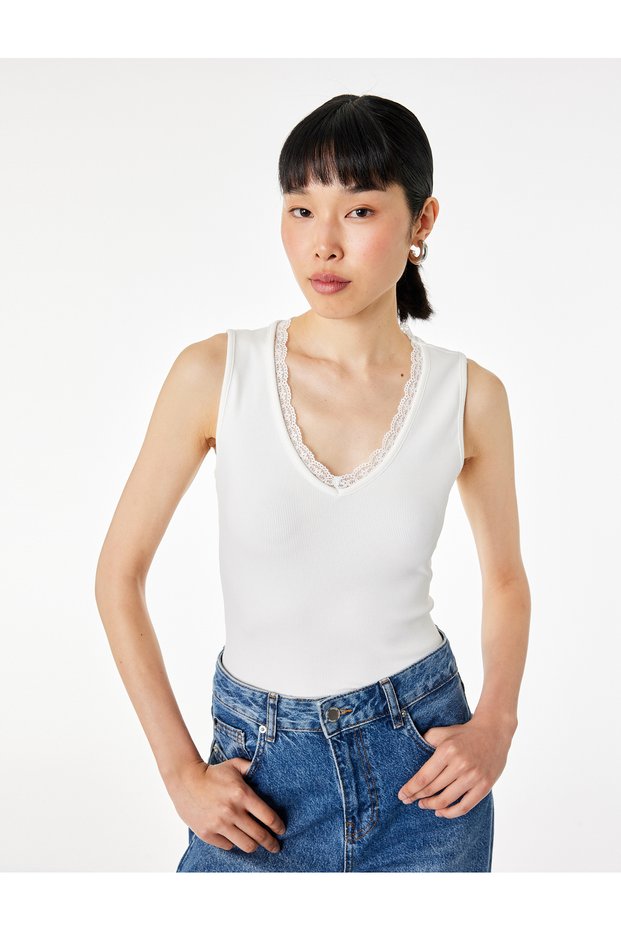 Cotton Slim Fit Lace Detailed Ribbed Sleeveless V-Neck Blouse