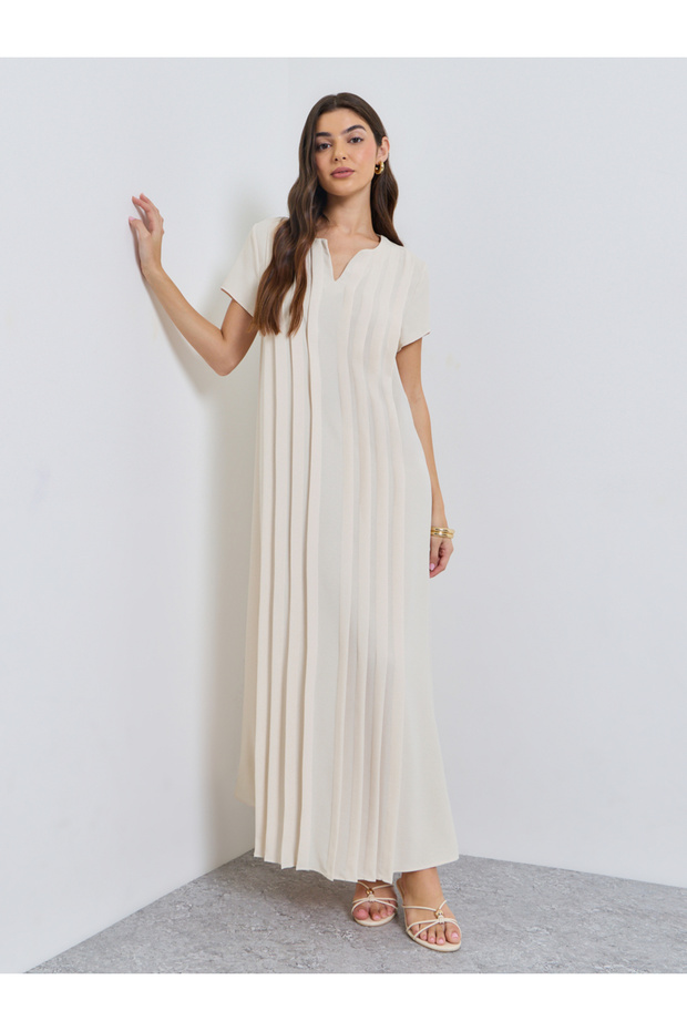 Cream Pleated Notch Neck Jalabiya