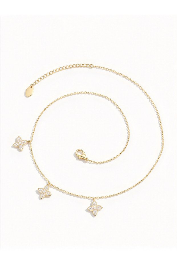Clover Pendant Necklace