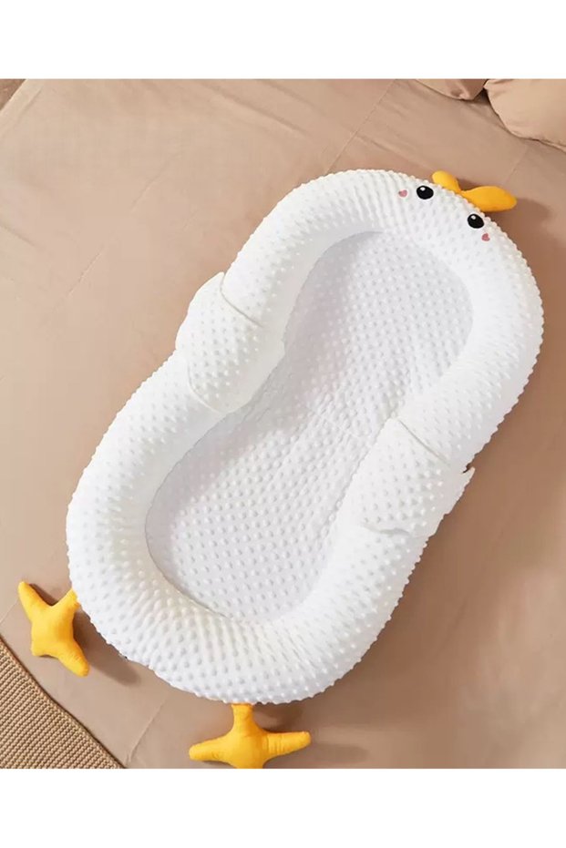 White Texture Baby Nest