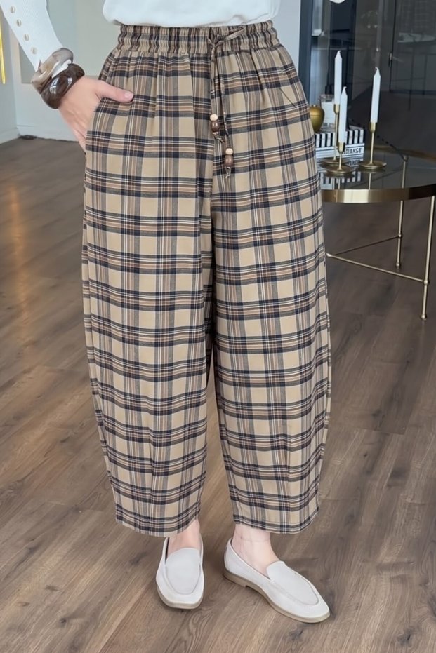Plaid Patterned Pants with Elastic Waist Per51486