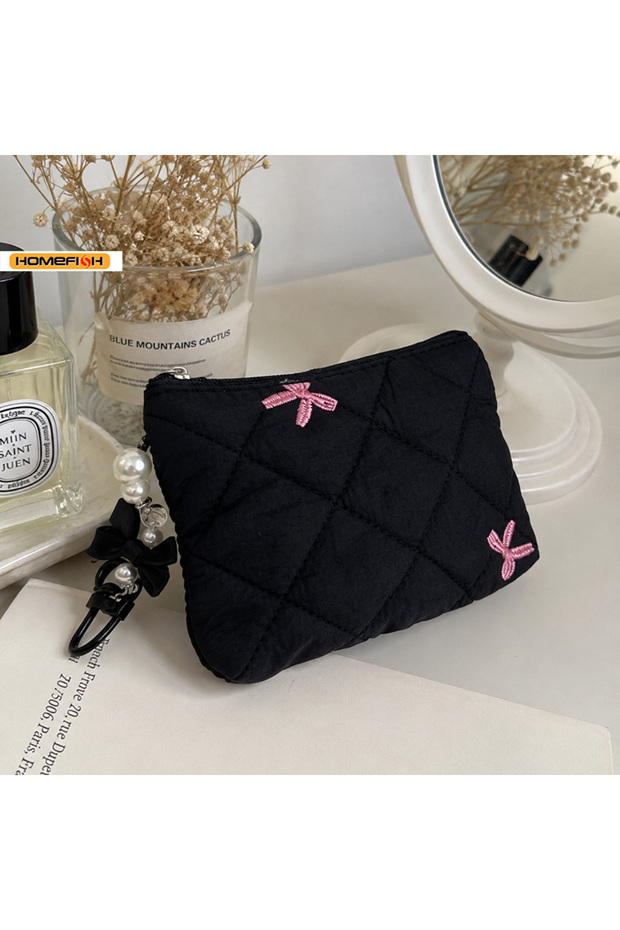 Black HOMEFISH Quilted Bow Makeup Bag, Portable Travel Pouch for Lipstick Earphones Small Items Exqu