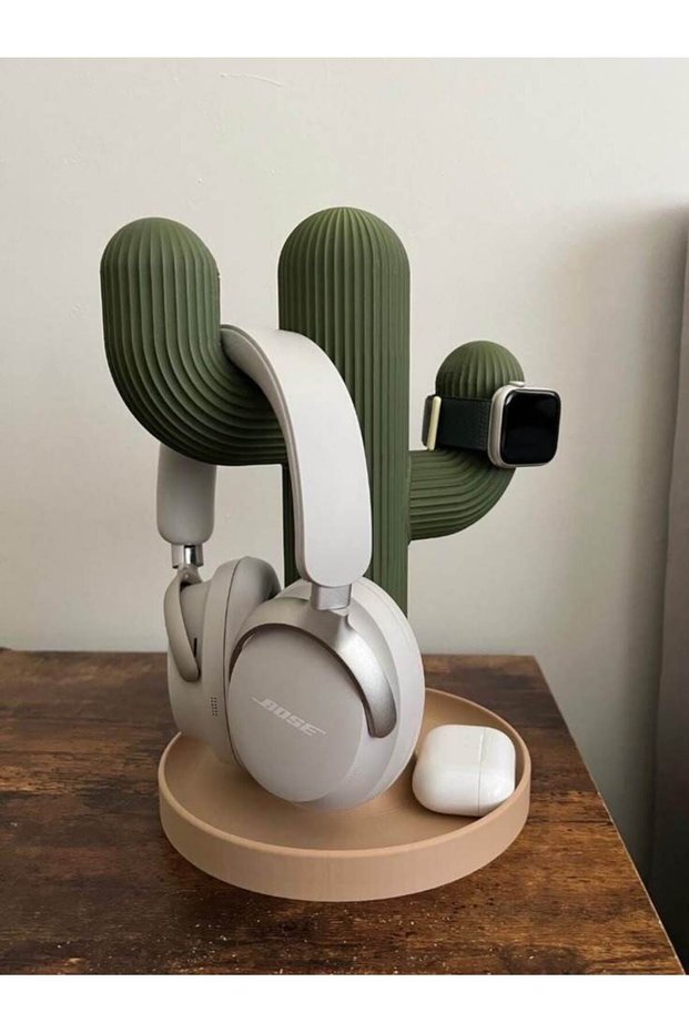 Cactus Desk Tech Organizer