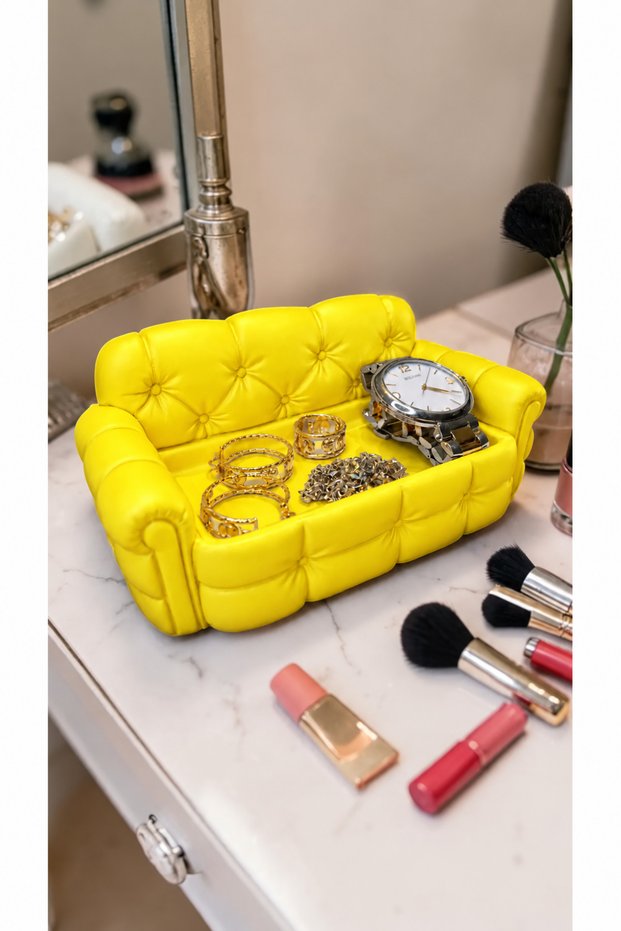 Sofa-Shaped Decorative Organizer – Watch and Accessory Organizer