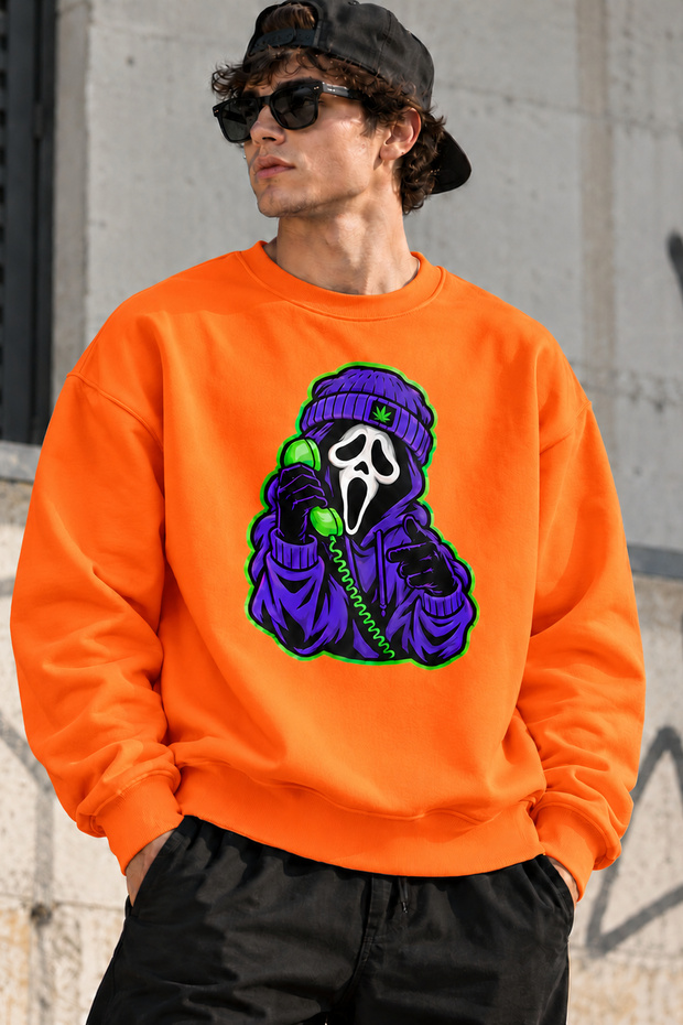 Unisex Oversized Sweatshirt with "Phone Scream Mask" Print – Crew Neck Relaxed-Fit Casual Sweatshirt