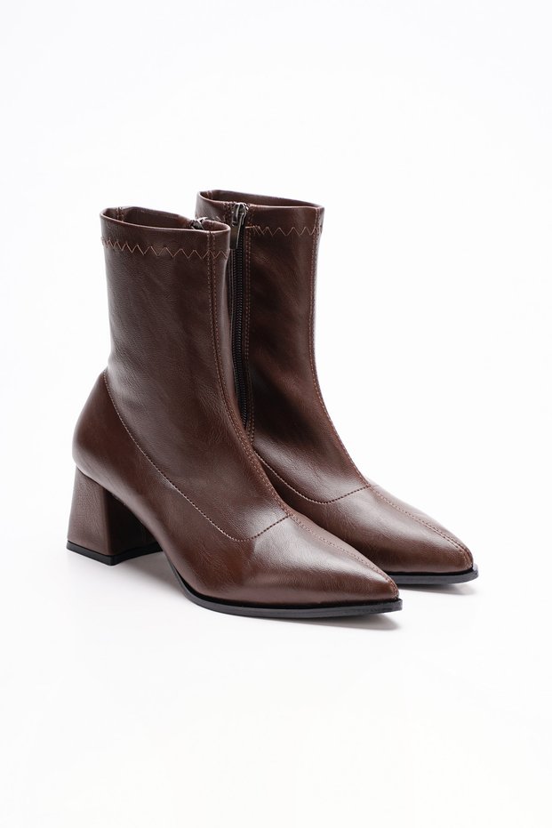 Women's Pointed Toe Stretch Boots with Thick, Short Heels