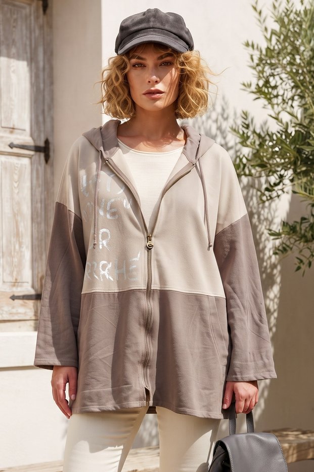 Italian Taupe Color Hooded Long-Sleeve Zippered Pocket Knit Jacket 75 75