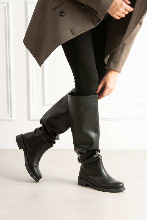 Women's Black Ruched, Ultra-Comfortable Flat Sole Boots