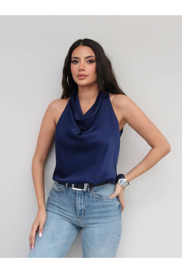 Degaje Collar Sleeveless Satin Blouse