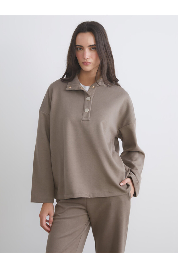 LCW Vision Brown Mock Neck Oversized Women's Sweatshirt, Featuring the ALITA CITY Touch
