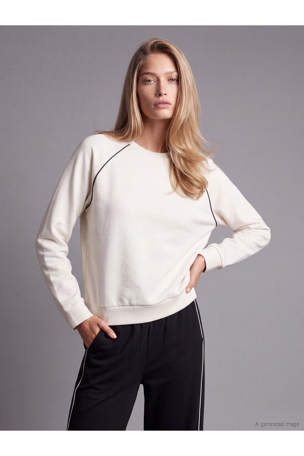 TWO MT SHOP QUALITY Natuvera Ecru Oval-Neck Women's Sweatshirt