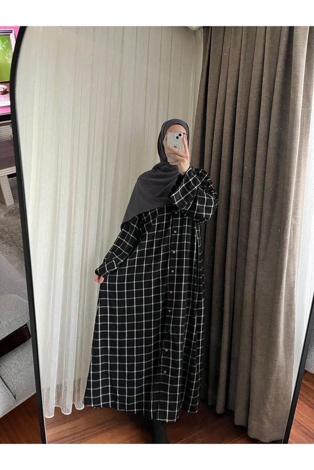 Full-Length Buttoned Ferace, 140 cm