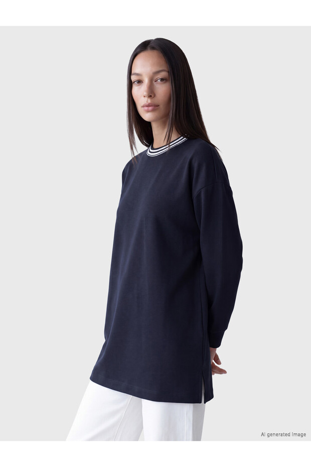 TWO MT SHOP QUALITY LCW EVERYDAY Navy Blue Scuba Fabric Solid Oversized Women's Sweatshirt Tunic