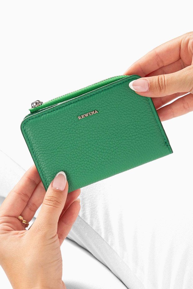 Arven 9110 Genuine Leather Women's Wallet with Magnet, 6 Card Slots, and Zippered Compartment