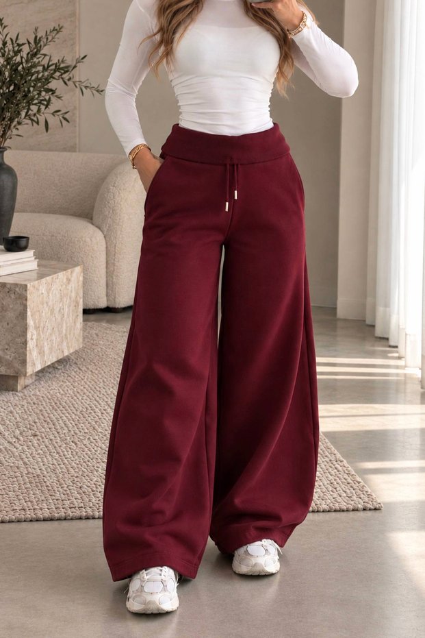 Beliska Burgundy 3-Thread Curled-Hem Adjustable Elastic Waistband with Pockets and Drawstring, Thick Oversized Oversized Sweatpants