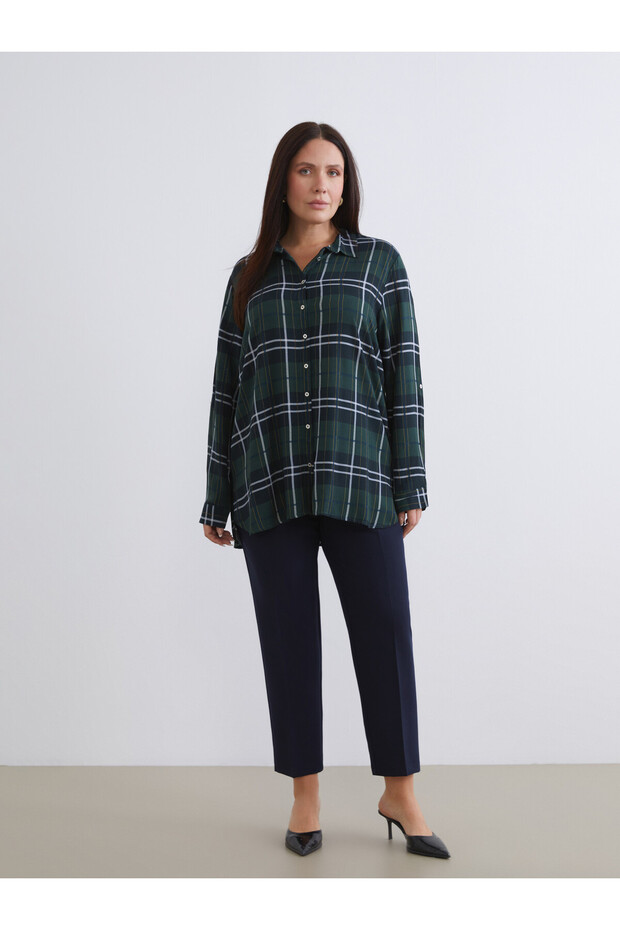 LCWAIKIKI Classic Navy Solid Carrot-Cut Tapered-Leg Women's Pants, Featuring the ALITA CITY Touch