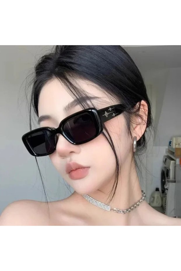 Black Retro Y2K Small Square Kitten Eye Sunglasses Women Men Fashion Colorful Mirror Lens Punk Sport