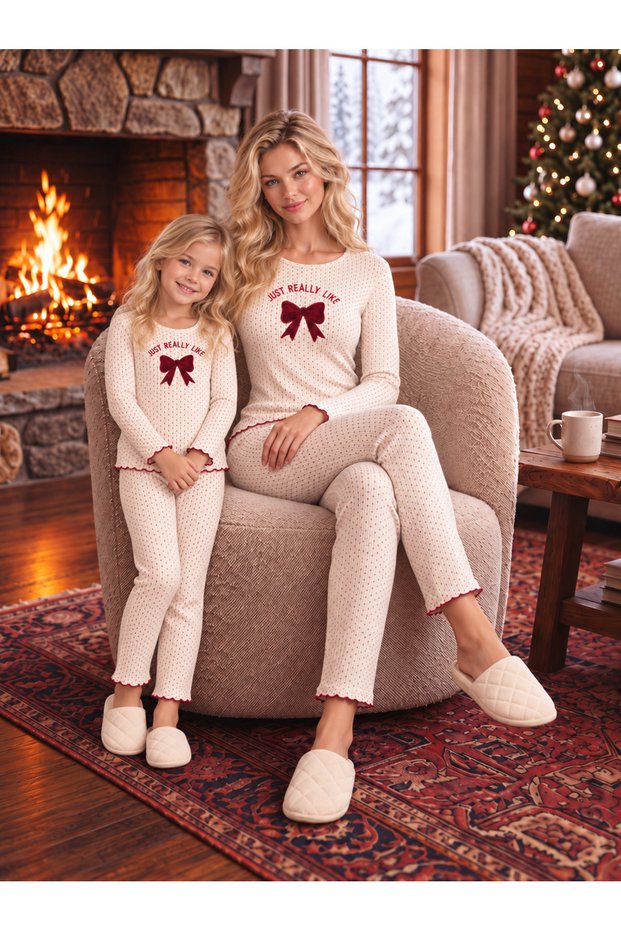 Cotton Soft-Touch Patterned Fabric Round-Neck Long-Sleeve Women's Pajama Set