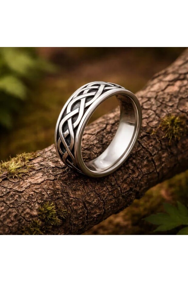 Custom-Designed Silver-Colored Ring with Celtic Motifs BEZOSS