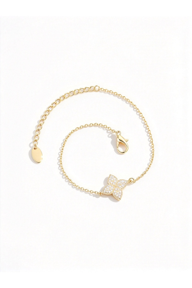 Clover Pendant Bracelet