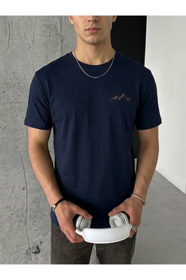 Men's Mountain-Print T-Shirt, 100% Cotton, Regular Fit, Crew Neck, Short-Sleeved - Navy Blue