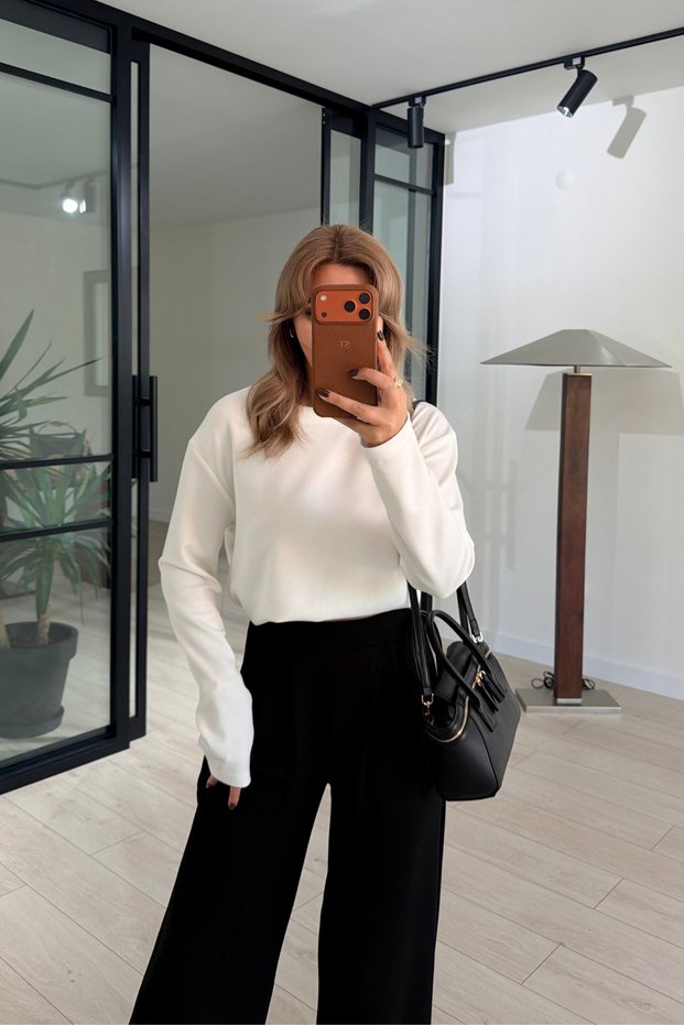 Crew Neck Long-Sleeve Basic Ecru T-Shirt