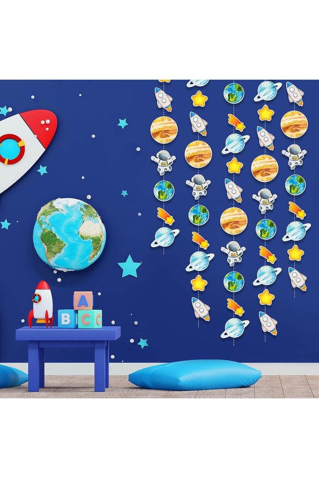 Outer Space Garland, Astronaut Rocket Shooting Star Hanging Decoration