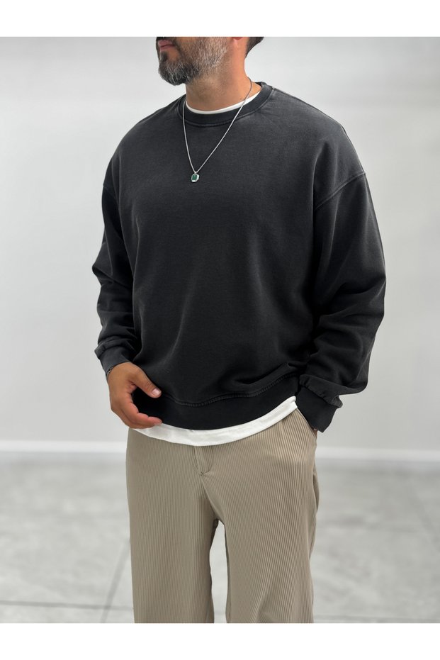 Black Basic Pre-Washed Oversized Sweatshirt TW-7088