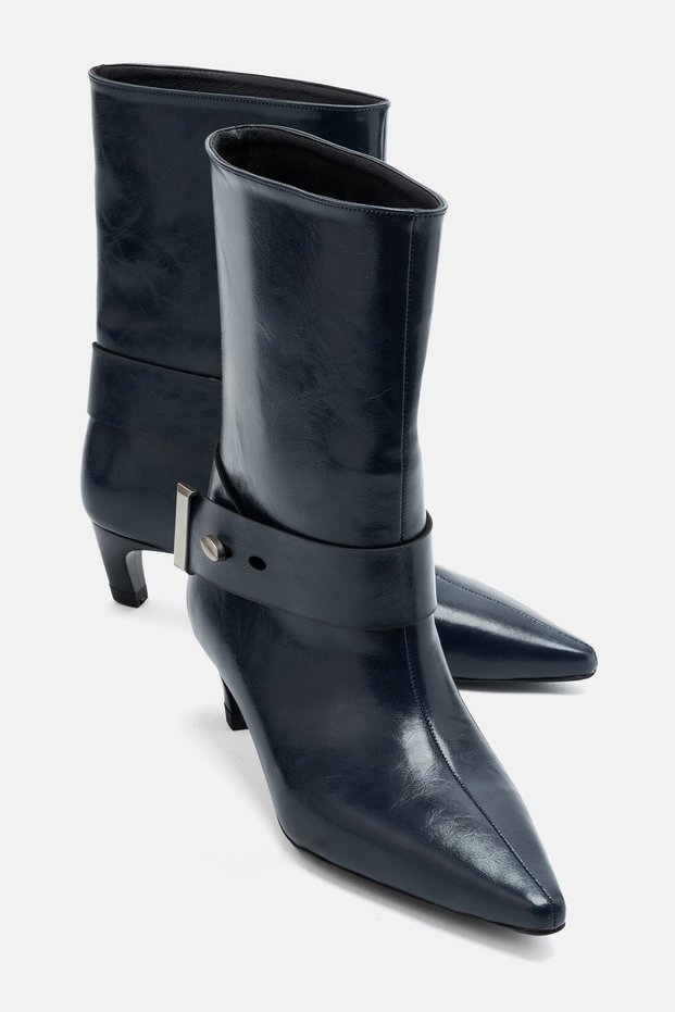 MALDRON Navy Leather Women's Short-Heeled Boots with a Belt