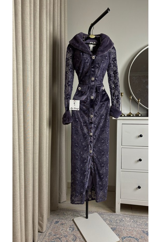 Luxurious Lace Dress