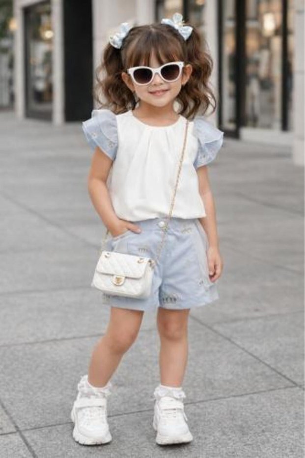 Two-Piece Set in White and Blue