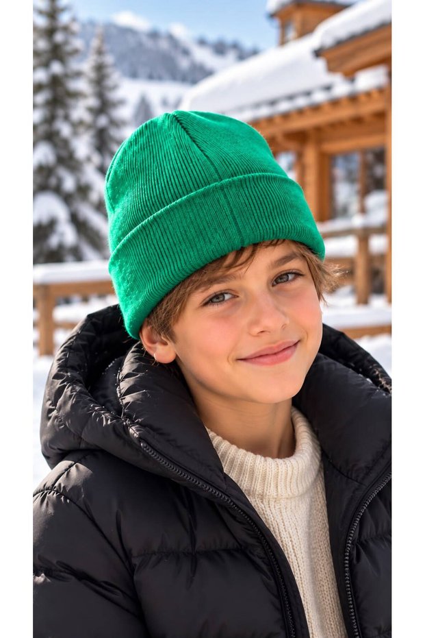 Green Soft-Textured Knit Boy's Beanie, Ages 7–12