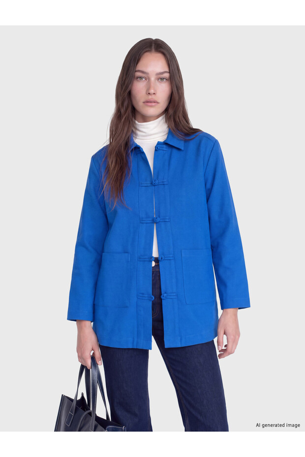 A Women's Gabardine Jacket with Chinese-Style Buttons for Fashion-Conscious Women from UZG STORE