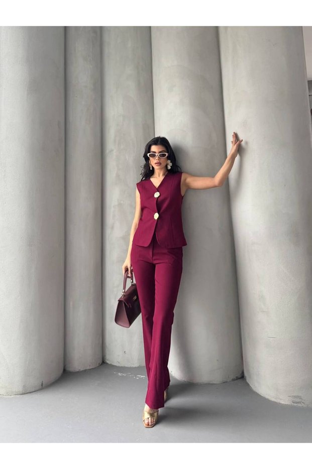 Women's Biscuit-Buttoned Vest and Pants Set—2-Piece Stylish Set, Modern Design