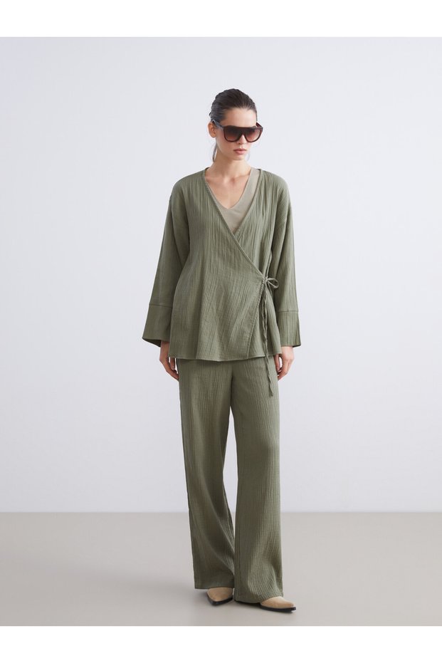 Trendy Picks from Kübra Butik: Plus-Size Textured Muslin Women's Pants with Drawstring Waist